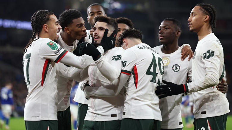 Alejandro Garnacho scores a brace to help Chelsea advance to EFL Cup semi-final - Ảnh 2