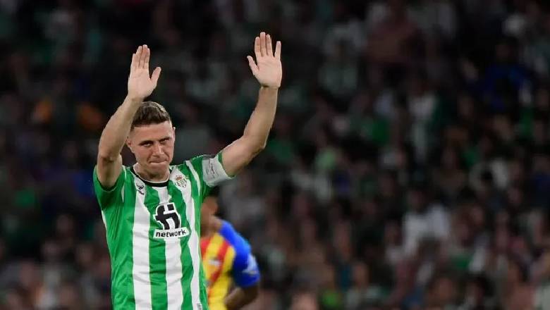 Top 10 oldest players in La Liga: Only 1 remains active, 48-year-old icon defied time - Ảnh 4