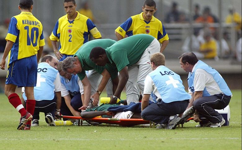 10 soccer players who died on the field: Sevilla mourn a &ldquo;son', tragic end for Premier League icon - Ảnh 1