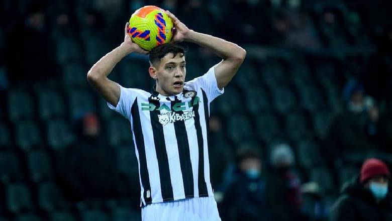 Can you score directly from a throw in? - Ảnh 1