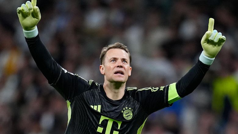 Why do goalkeepers wear different colours?  - Ảnh 3